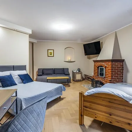 Royal Bed & Breakfast 3*