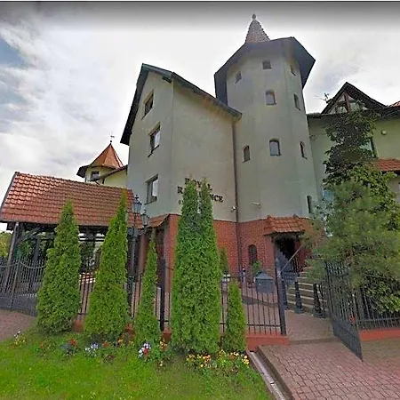 Royal Nocleg ze śniadaniem