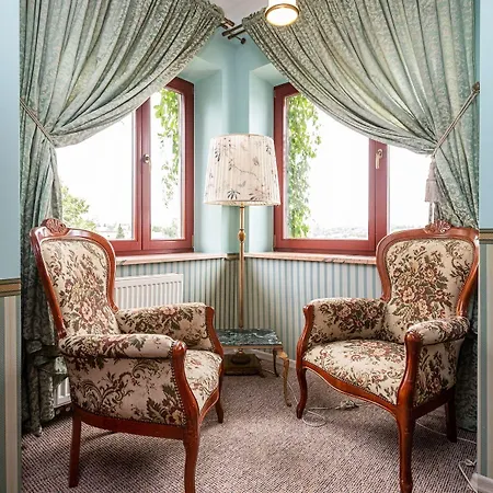 Bed & Breakfast Royal 3*