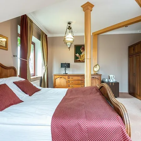 Royal Bed & Breakfast 3*