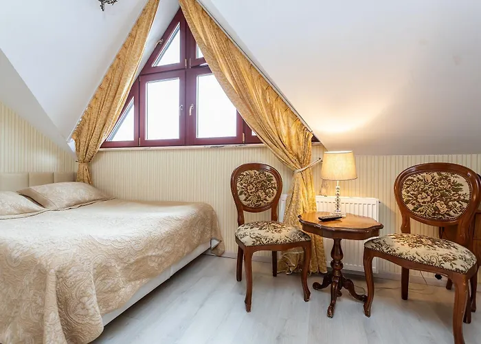 ベッド・アンド・ブレックファスト Royal 3*