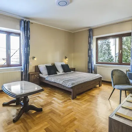 Nocleg ze śniadaniem Royal