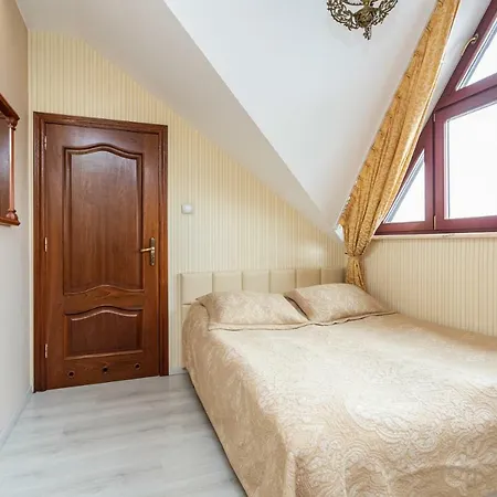 Royal Nocleg ze śniadaniem Gdańsk